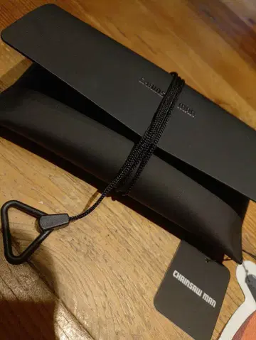 체인소 맨 안경 케이스 스트랩 포함
