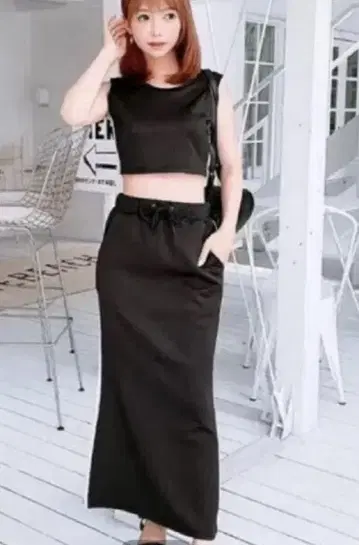 michellMacaron 슬리브리스 셋업