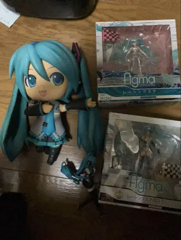 넨도로이드 푸라스 하츠네 미쿠, figma 레이싱 미쿠 등