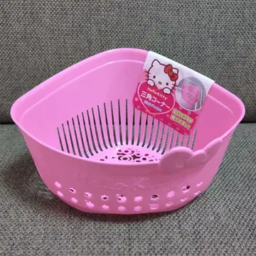 산리오 헬로키티 삼각형 코너