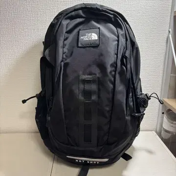 THE NORTH FACE HOT SHOT 블랙