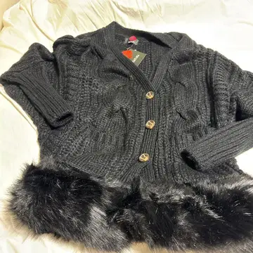 DaTuRa 블랙 퍼 가디건