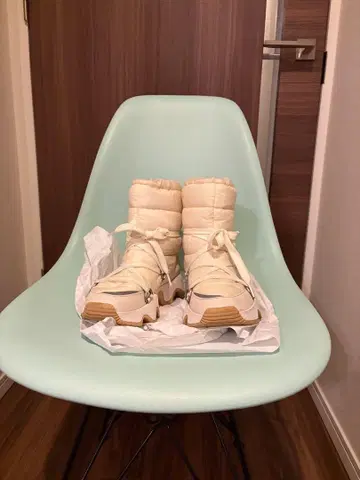 아이보리 스노우 부츠