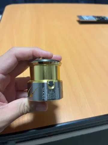 14 스텔라 2500S 스풀 & 알루미늄 노브 낚시릴용