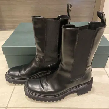 처치스 블랙 사이드 고어 부츠