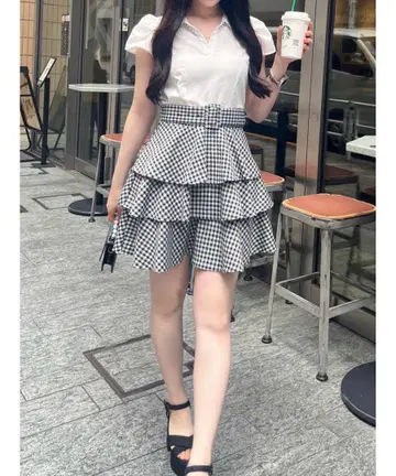로얄 파티 목걸이 포함 이소재 티어드 미니 원피스