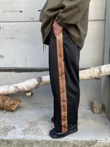 LEH 'ZIP WIDE TRACK PANTS' - BLACK