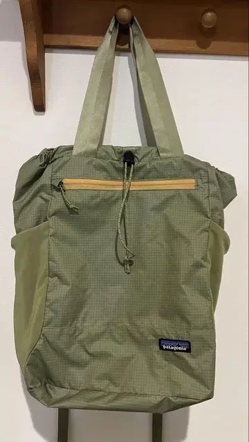 Patagonia 울트라 라이트 블랙홀 토트 팩 27L