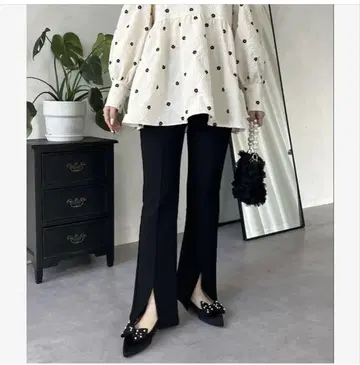 프로즈 베일 슈퍼 스트레치 프론트 슬릿 팬츠