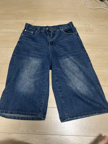 다크 네이비 조츠