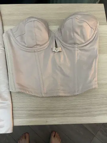 더 트릿 드레싱 브라이덜 이너