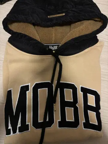 [ 새상품 ] MOBB 후드 부착 베이지 후드티 M