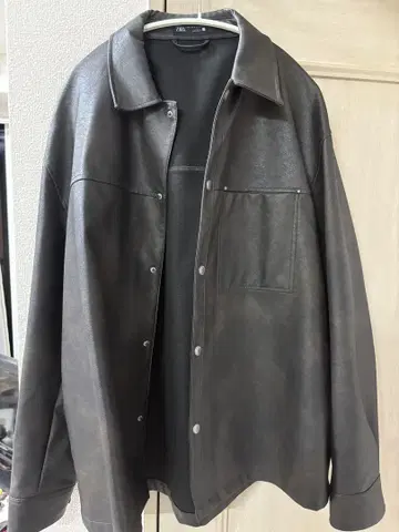 ZARA 인조 가죽 셔츠 자켓 XL