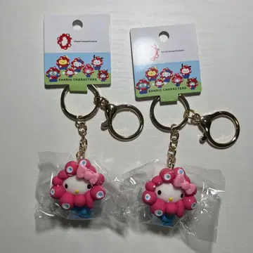 산리오 미야쿠미야쿠 키링 헬로키티 2개 세트