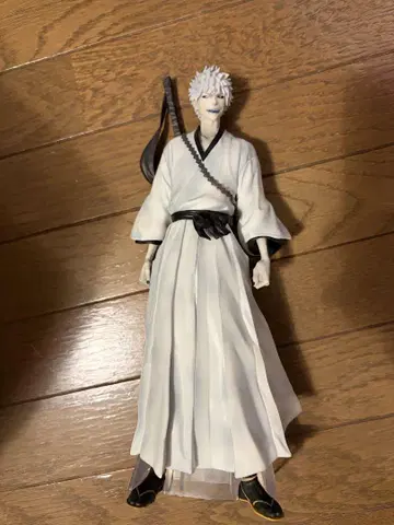 BLEACH 제일복권 화이트 이치고 피규어 개봉품