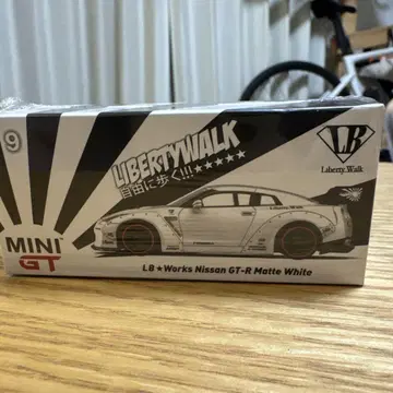 Liberty Walk LB+Works 닛산 GT-R 1/64