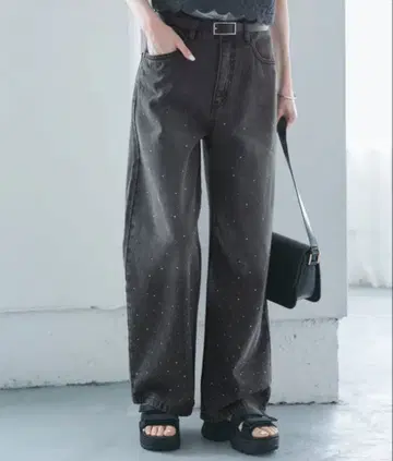 로페피크닉 반짝이는 비쥬 데님 로페피크닉 40 사이즈 L