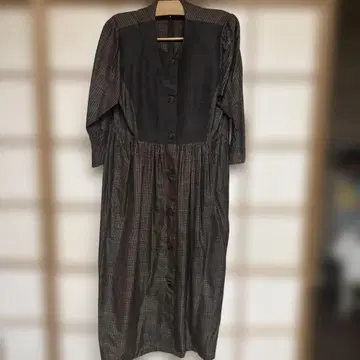 다크 그레이 버튼 달린 셔츠 원피스