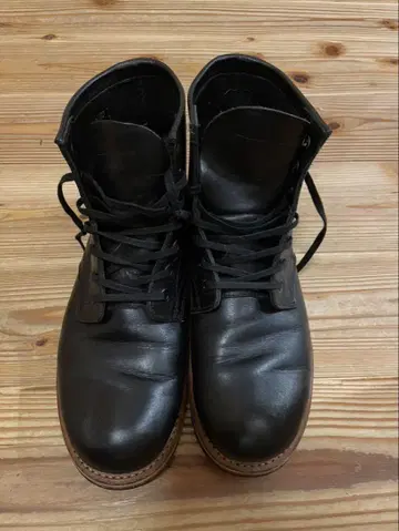 블랙 가죽 하이컷 워크 부츠