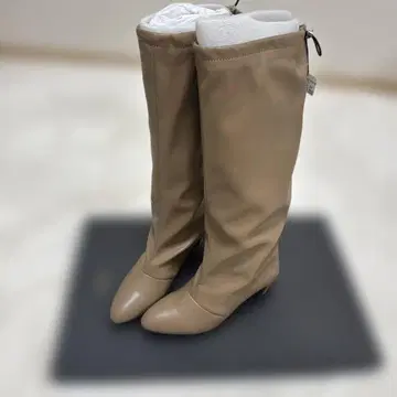 [ 새상품급 ] NOUER 23.5cm 베이지 합성 피혁 롱 부츠