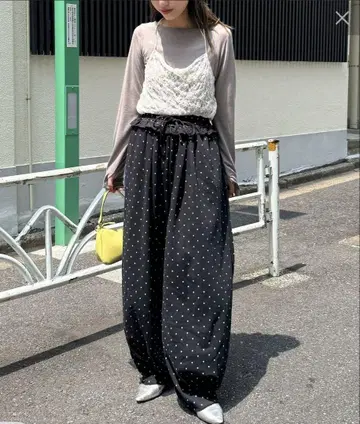 도트 무늬 스웨트 팬츠 블랙