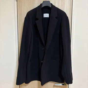 stein 오버사이즈 그라데이션 플리츠 재킷