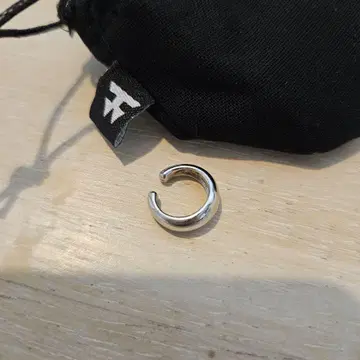 [ TOMWOOD ] Ear Cuff Thick 이어커프 실버
