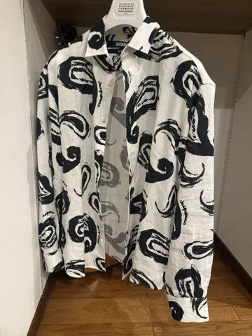 JACQUEMUS La chemise Simon paisley