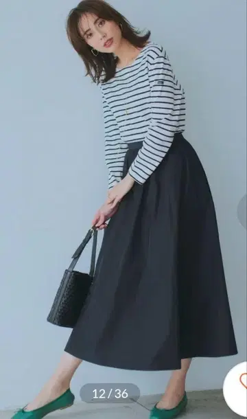 23구 워셔블 루미에르 타프타 플레어 스커트
