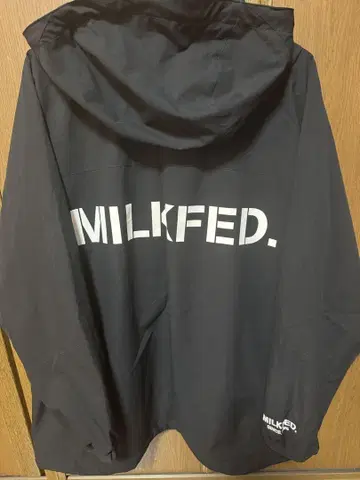 MILKFED. 블랙 후드 부착 자켓 S