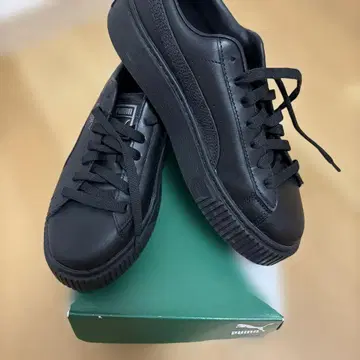 새상품 PUMA 푸마 통굽 가죽 스니커즈 여성용