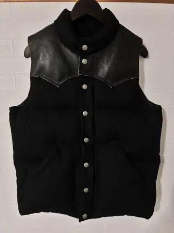 COOTIE 울 다운 베스트 가죽 요크 블랙 M 사이즈 천연 가죽