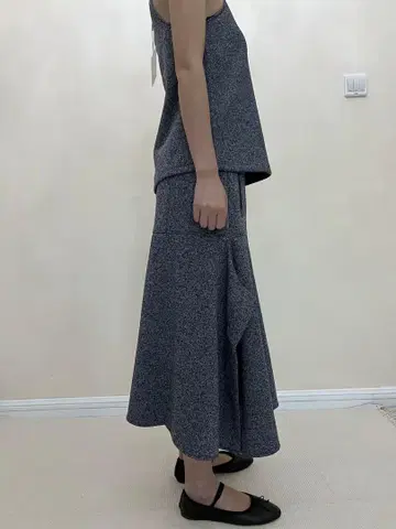 TIBI/티비 플레어 니트 스커트