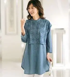 데님 블루 레이스 부착 칠부 소매 셔츠 M 사이즈