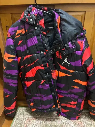 조던 후드 부착 다운 자켓 M