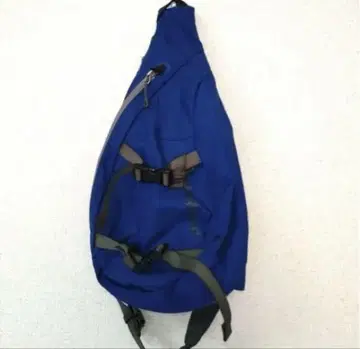 파타고니아 아톰 슬링 8L