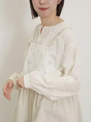 사만사 모스모스 밴드 카라 히요쿠 블라우스