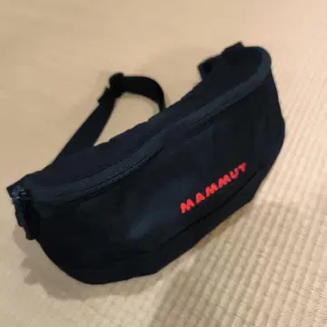 MAMMUT neuveville 범백 웨스트 파우치