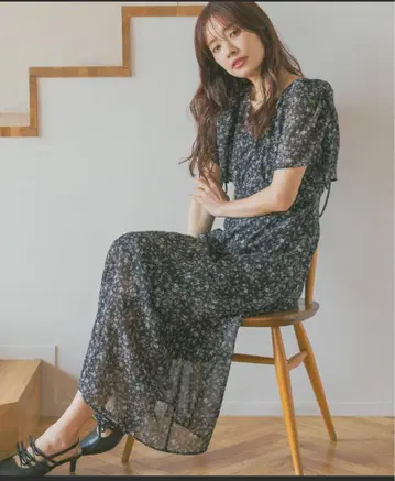 드로스트 슬리브 엠파이어 원피스