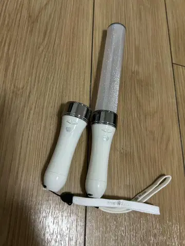 킹 블레이드 one1 2개 세트 한쪽 탑 없음