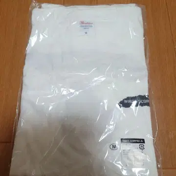 화이트 스콜피온 T셔츠 M 사이즈 화이트