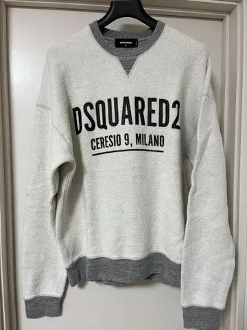[ 새상품급 ] DSQUARED2 맨투맨 디스퀘어드 트레이닝복