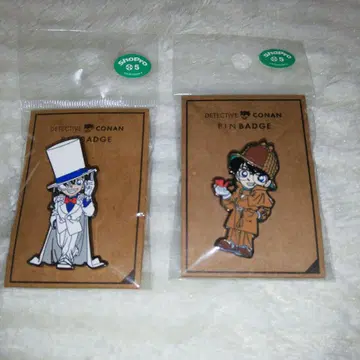 명탐정 코난 핀 배지