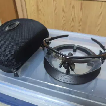 OAKLEY 오클리 Radar Lock 레이다락 정품 조광 렌즈