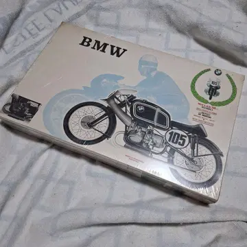 BMW 105 프라모델 1/24 모형