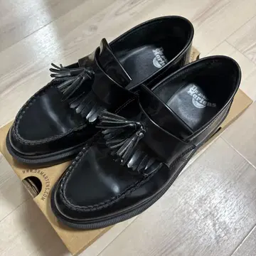 Dr. Martens ADRIAN 에이드리안 uk7