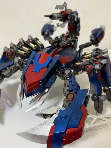 [ 완성품 ] 조이드 HMM 데스스팅거(힐츠 컬러)