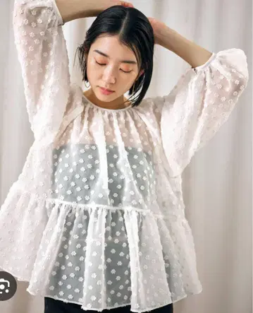 habi Petit 플라워 자카드 블라우스 SLOBE IENA 일본제