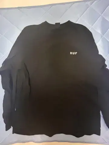 HUF 블랙 트레이닝복 L 사이즈