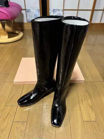 파비오 루소니 스퀘어토 에나멜 롱 부츠